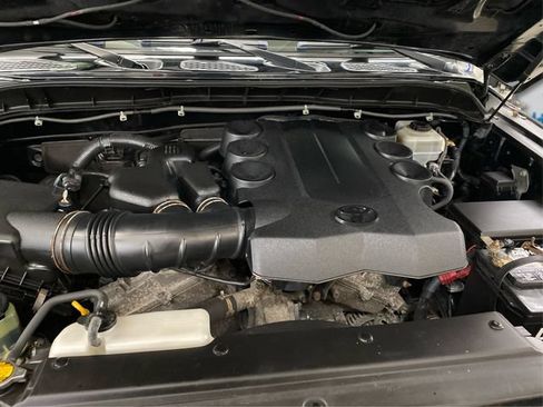 Used 2010 Toyota FJ Cruiser 4WD image 12