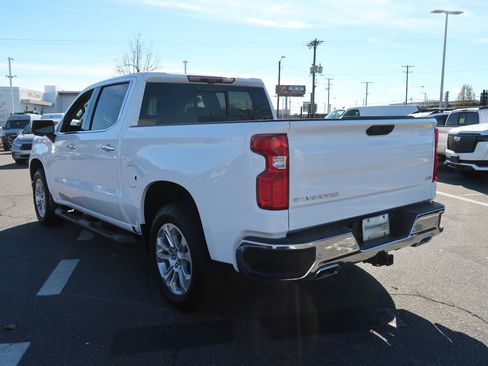 Used 2025 Chevrolet Silverado 1500 LTZ w/ Technology Package image 8