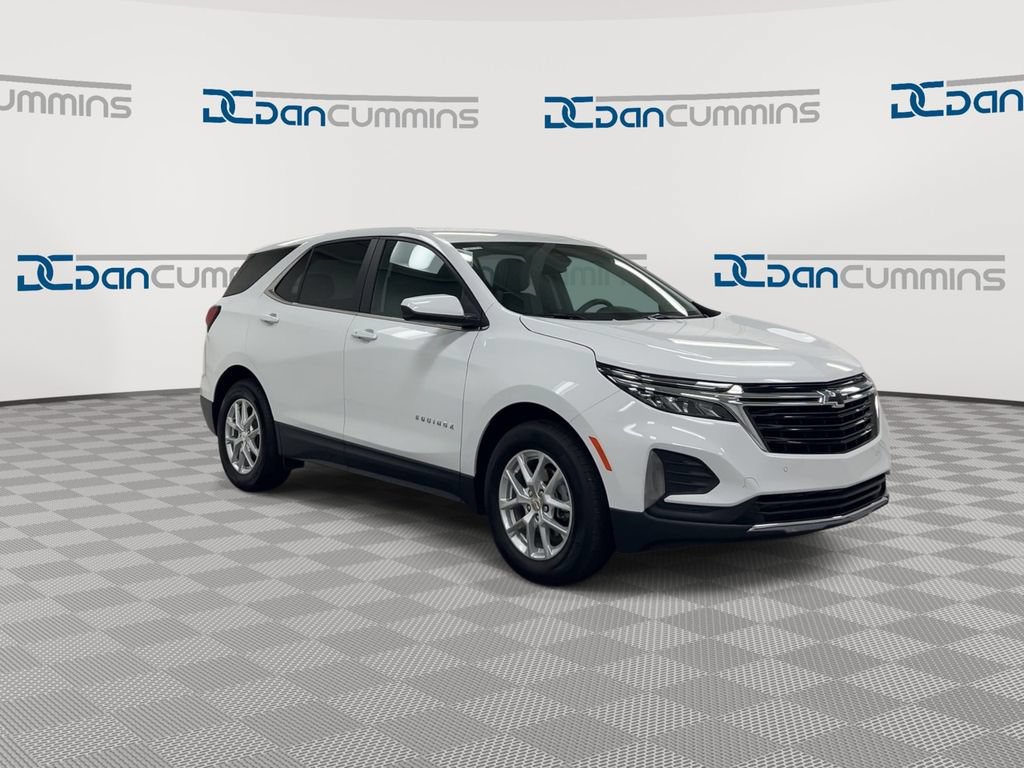 Used 2024 Chevrolet Equinox LT FWD image 2