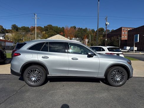 Certified 2026 Mercedes-Benz GLC 300 GLC 300 image 10