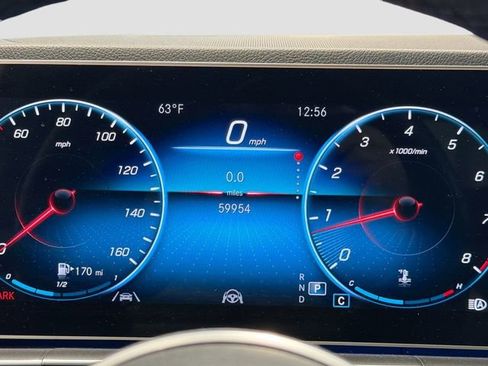 Used 2022 Mercedes-Benz GLE 350 4MATIC image 10