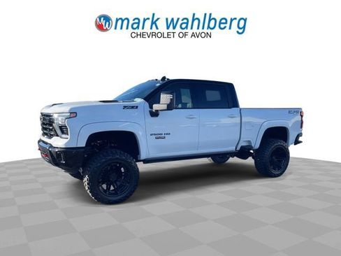 New 2025 Chevrolet Silverado 2500 LTZ w/ Trail Boss Package AWD/4WD image 4
