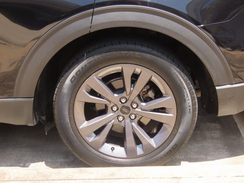 Certified 2023 Ford Explorer XLT w/ Equipment Group 202A RWD image 7
