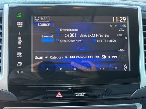 Used 2016 Honda Pilot Touring image 26