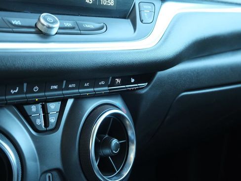 Used 2025 Chevrolet Blazer LT image 28