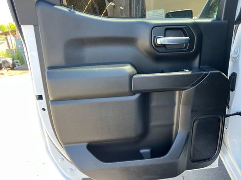 Used 2020 Chevrolet Silverado 1500 Custom Trail Boss w/ Custom Convenience Package AWD/4WD image 28