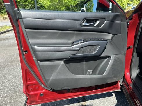Certified 2023 Nissan Pathfinder SL AWD/4WD image 11