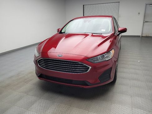 Used 2019 Ford Fusion SE FWD image 15