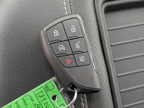 Certified 2023 GMC Yukon SLT w/ SLT Luxury Package image 31