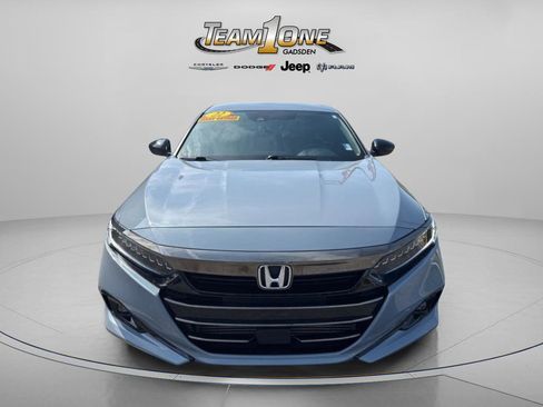 Used 2022 Honda Accord Sport image 2