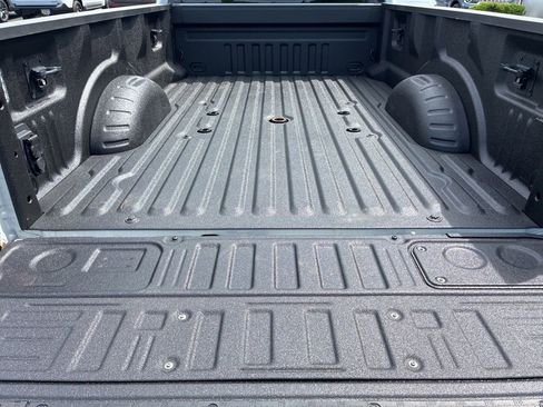 Used 2025 Ford F450 Platinum AWD/4WD image 7