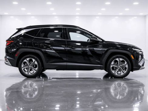 Used 2026 Hyundai Tucson SEL FWD image 6