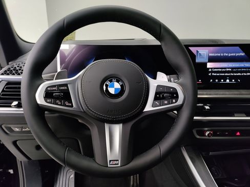 Used 2026 BMW X5 sDrive40i w/ M Sport Package RWD image 16