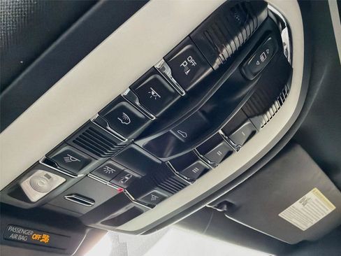 Certified 2026 Porsche Macan Turbo AWD/4WD image 25