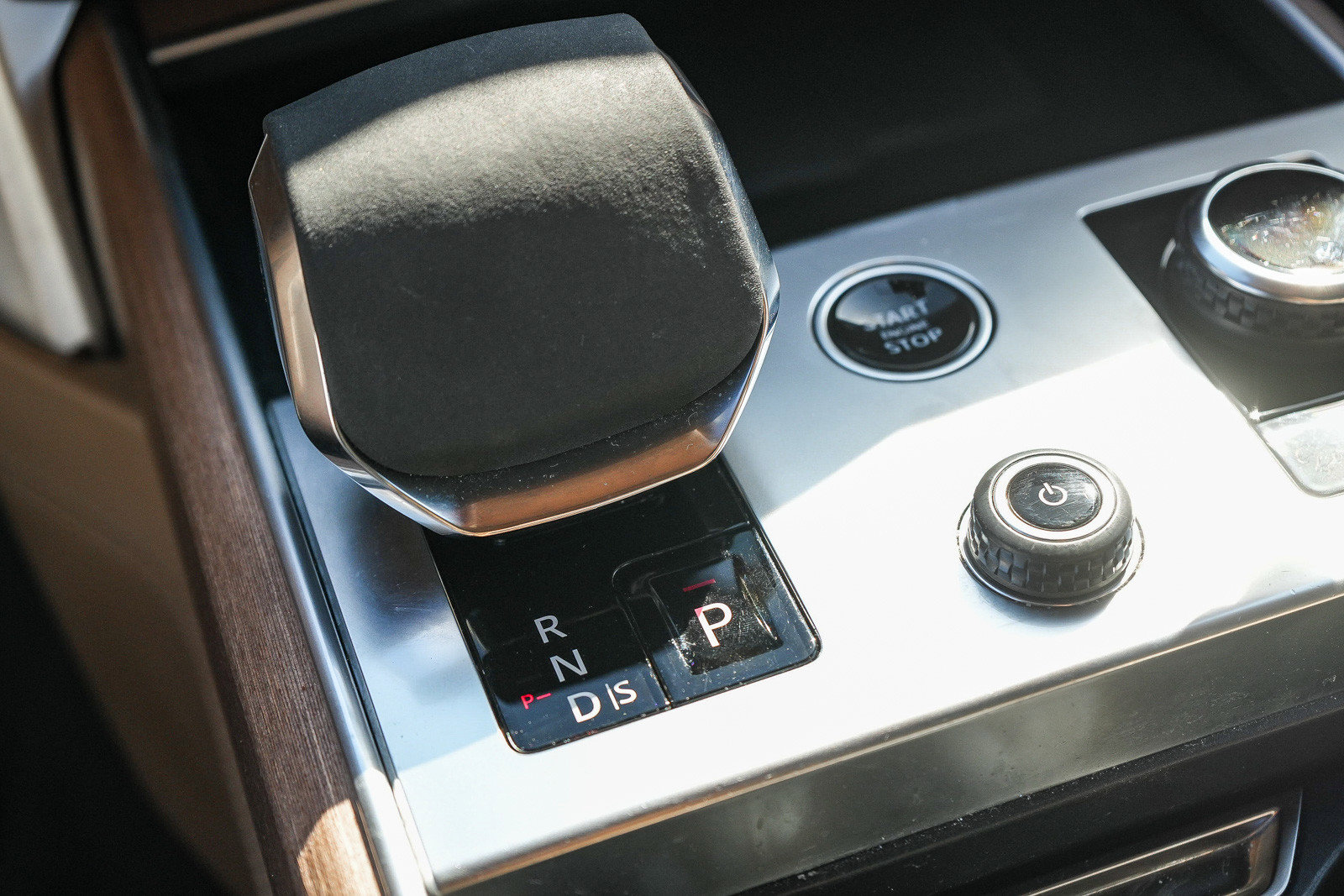 Certified 2023 Land Rover Range Rover SE AWD/4WD image 20