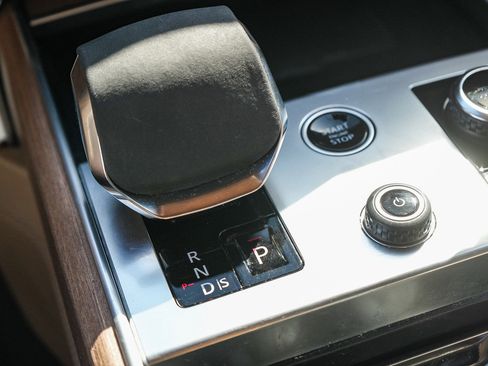 Certified 2023 Land Rover Range Rover SE AWD/4WD image 20