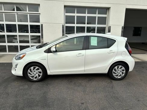 Used 2015 Toyota Prius C Two FWD image 3
