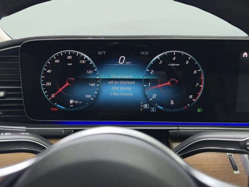 Used 2021 Mercedes-Benz GLE 350 4MATIC image 30