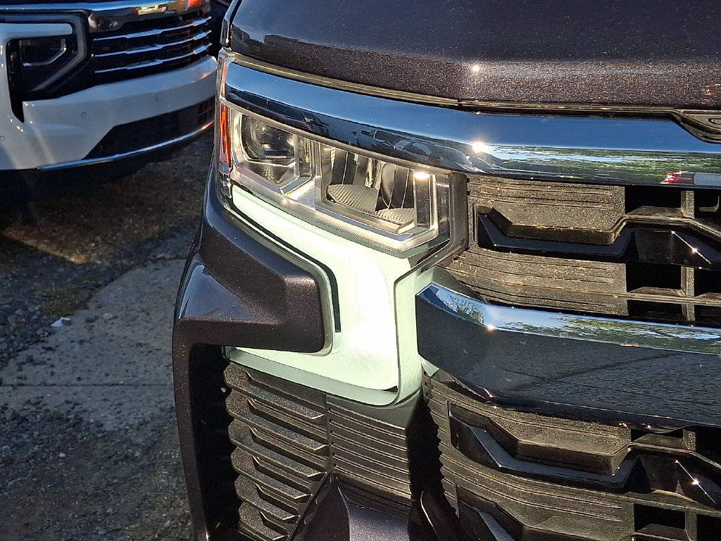 Certified 2024 Chevrolet Silverado 1500 LT AWD/4WD image 35