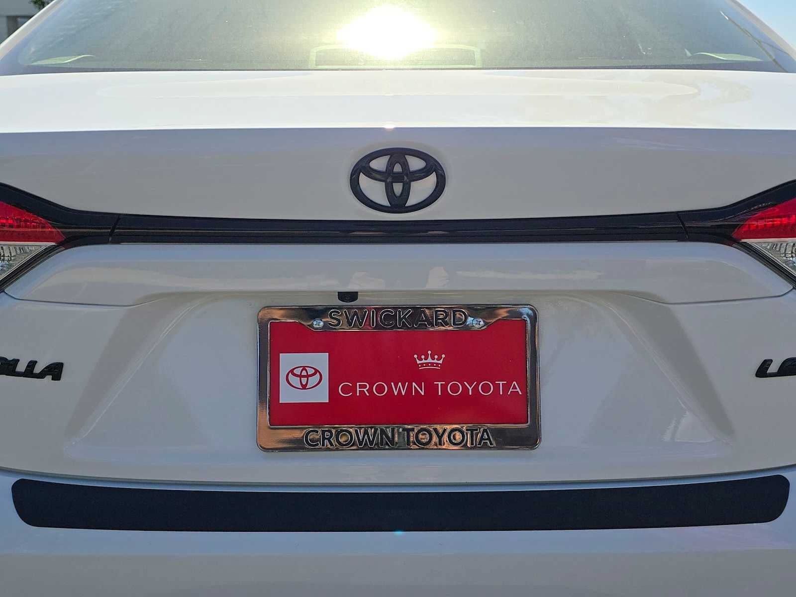 New 2027 Toyota Corolla LE w/ LE Premium Package FWD image 13