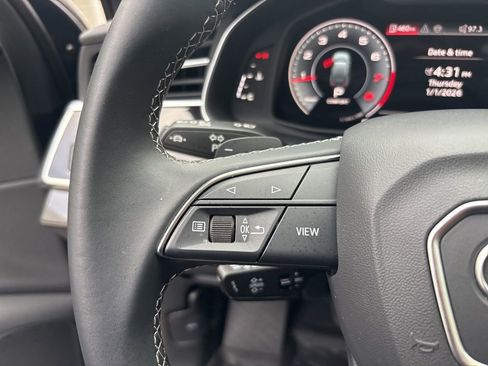 Used 2025 Audi Q7 2.0T Premium w/ Convenience Plus Package image 25