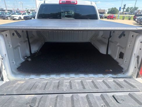Used 2023 GMC Canyon Elevation w/ Elevation Premium Package AWD/4WD image 18