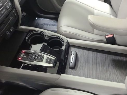 Used 2022 Honda Pilot Touring image 32