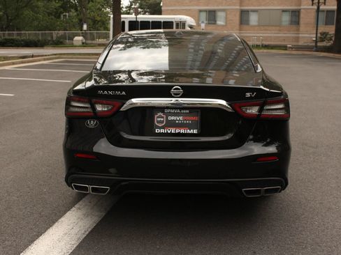 Used 2019 Nissan Maxima 3.5 SV w/ Floor Mat Group FWD image 8
