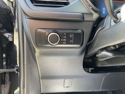 Certified 2025 Ford Escape ST-Line AWD/4WD image 23