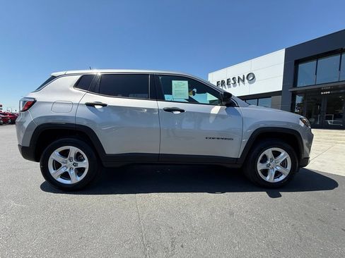 Used 2023 Jeep Compass Sport AWD/4WD image 13