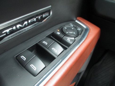 Used 2023 GMC Sierra 1500 Denali Ultimate image 29