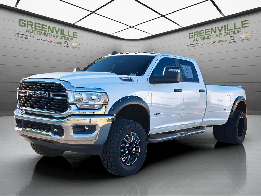 Used 2024 RAM 3500 Big Horn AWD/4WD image 9