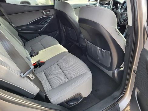 Used 2018 Hyundai Santa Fe Sport image 24