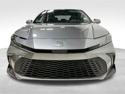 Used 2025 Toyota Camry SE w/ Multimedia Upgrade Package FWD image 3