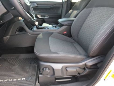 Used 2025 Ford Ranger XLT w/ FX4 Off-Road Package AWD/4WD image 21