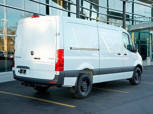 New 2026 Mercedes-Benz Sprinter 2500 image 3