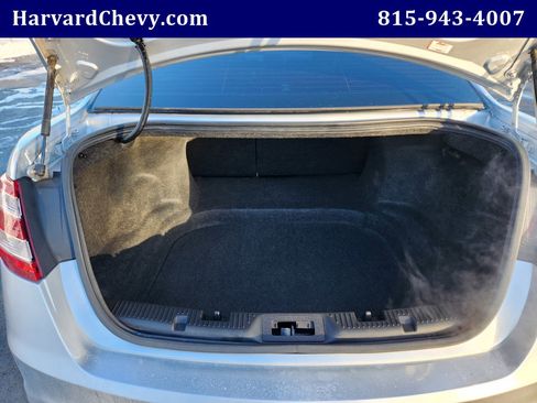 Used 2013 Ford Taurus SHO image 33