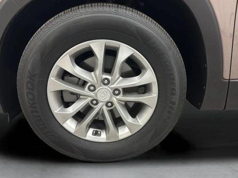Used 2020 Hyundai Santa Fe SE FWD image 26