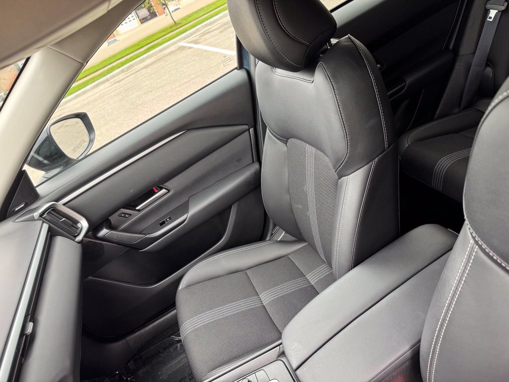 Certified 2025 MAZDA CX-50 AWD 2.5 S w/ Premium Package image 7