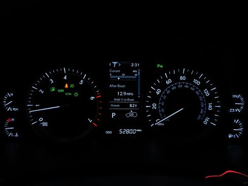Used 2021 Lexus LX 570 4WD w/ Luxury Package image 86