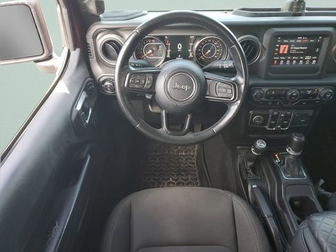 Used 2021 Jeep Gladiator Sport AWD/4WD image 12
