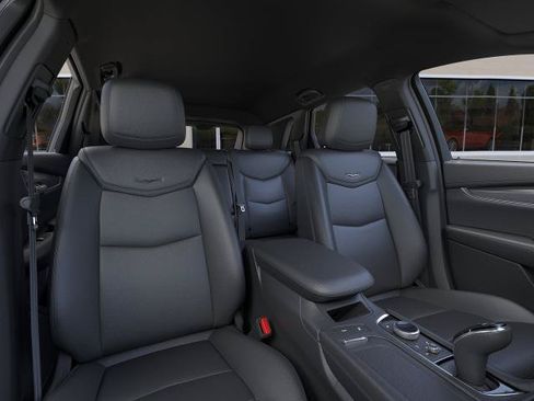 New 2026 Cadillac XT5 Luxury AWD/4WD image 16