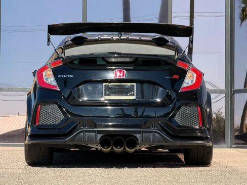 Used 2017 Honda Civic Type R image 9