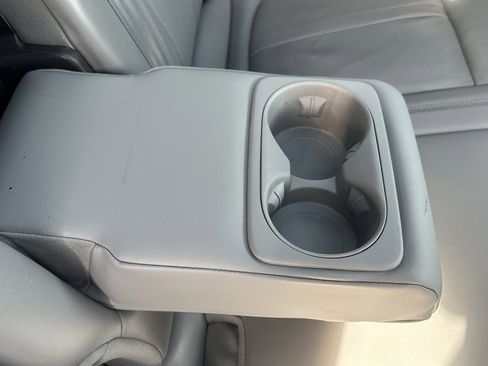 Used 2020 Lincoln Nautilus Reserve w/ Equipment Group 202A image 18