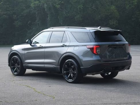 Used 2024 Ford Explorer ST-Line w/ Class IV Trailer Tow Package AWD/4WD image 25