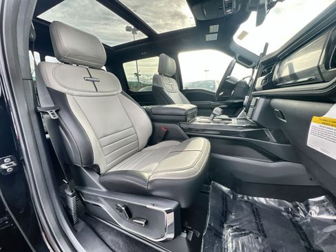 New 2025 Ford F150 Lightning Platinum image 27