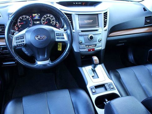 Used 2014 Subaru Outback 2.5i Limited image 14