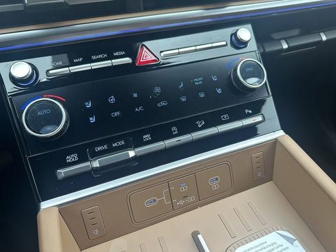 New 2026 Hyundai Santa Fe Limited image 17