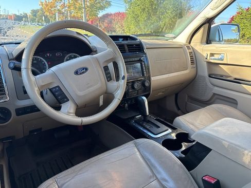 Used 2012 Ford Escape Limited image 10