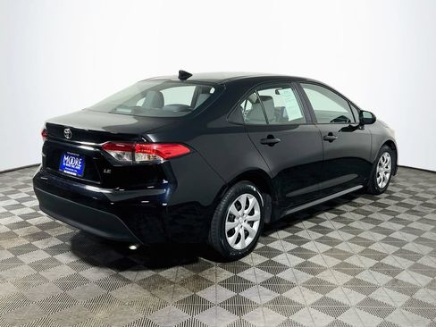 Certified 2025 Toyota Corolla LE FWD image 7